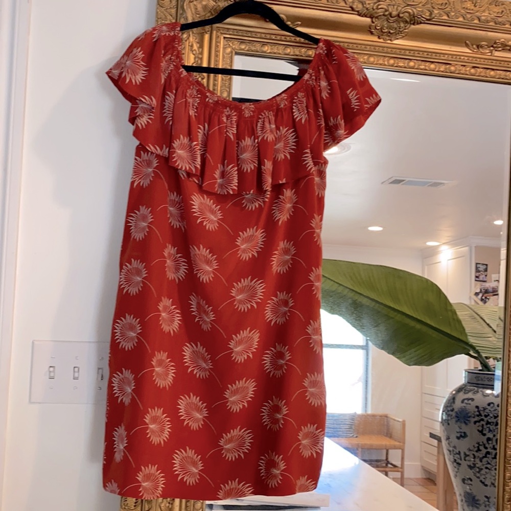 MADEWELL silk dress can be worn on or off shoulder